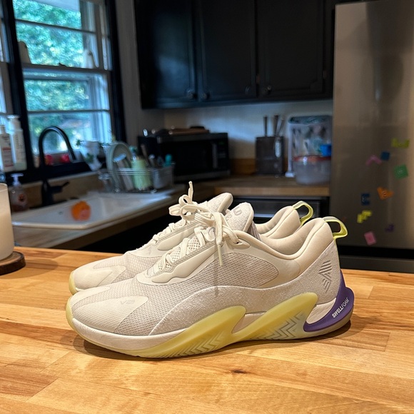 R.A.D One Global V2 Trainers - Picture 1 of 4